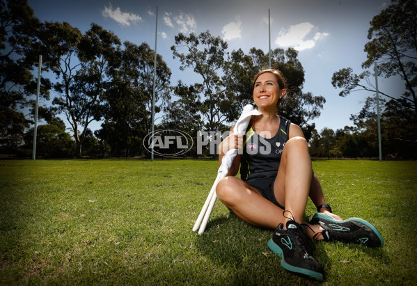 AFL 2015 Portraits - Chelsea Roffey - 363253