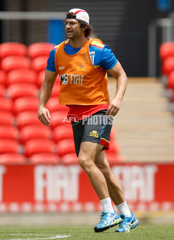 AFL 2015 Training - Gold Coast 171215 - 414067