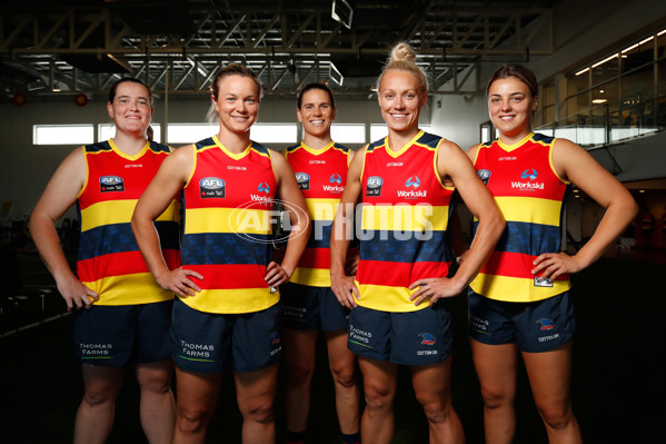 AFLW 2018 Portraits - Adelaide Crows - 562804