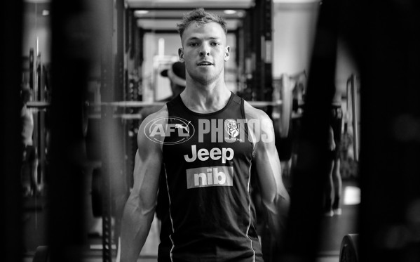 AFL 2019 Training - Tigers on the Gold Coast - 643295