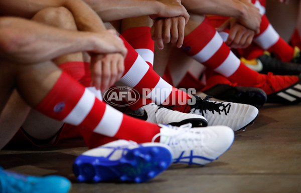 AFL 2019 Media - Sydney Swans Team Photo Day - 643872