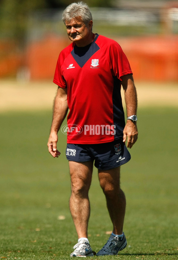 AFL 2012 Training - Melbourne 270112 - 247073