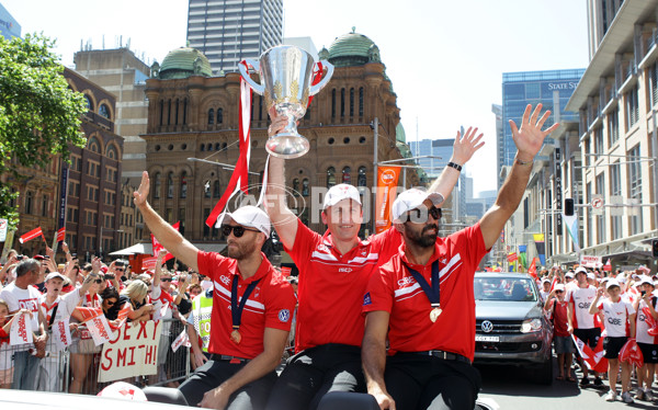 AFL 2012 Media - Sydney Swans Street Parade - 272005