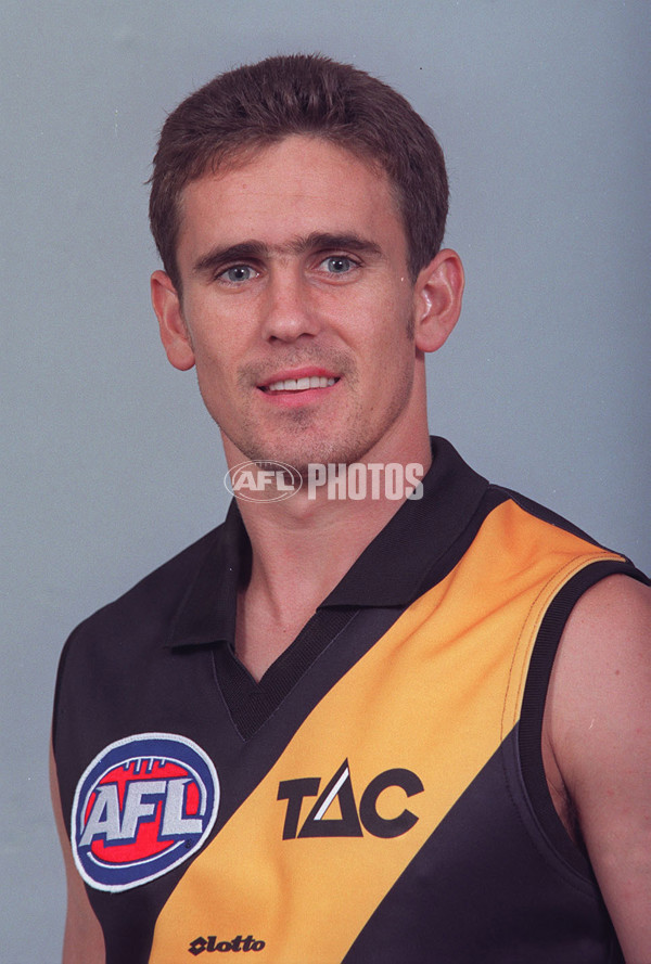 AFL 2000 Media - Richmond Team Portraits - 164352