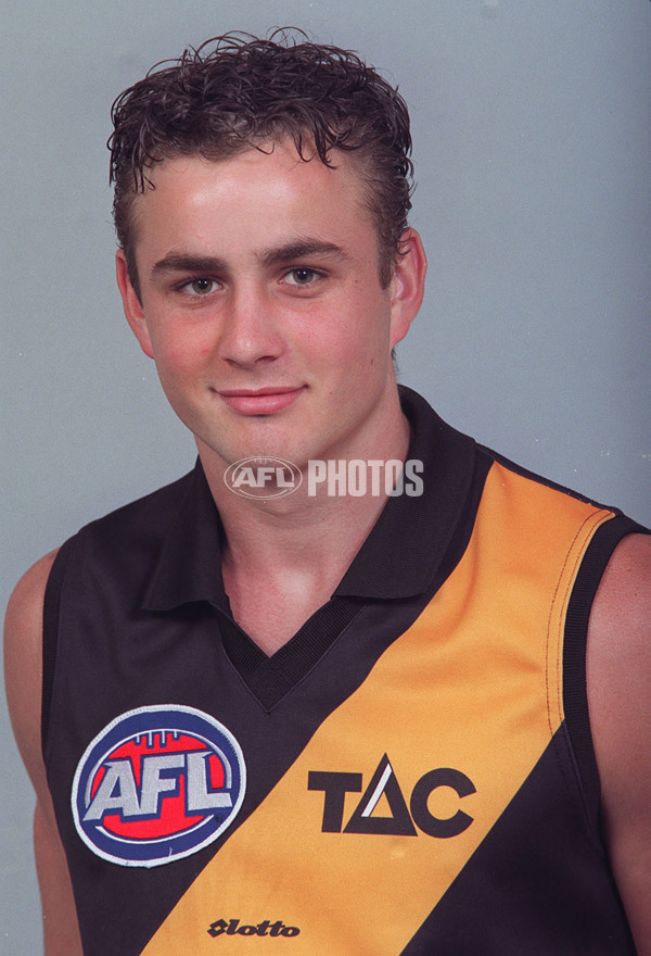 AFL 2000 Media - Richmond Team Portraits - 164396