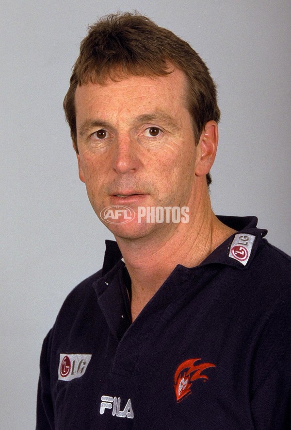AFL 2001 Media - Melbourne Team Portraits - 166836