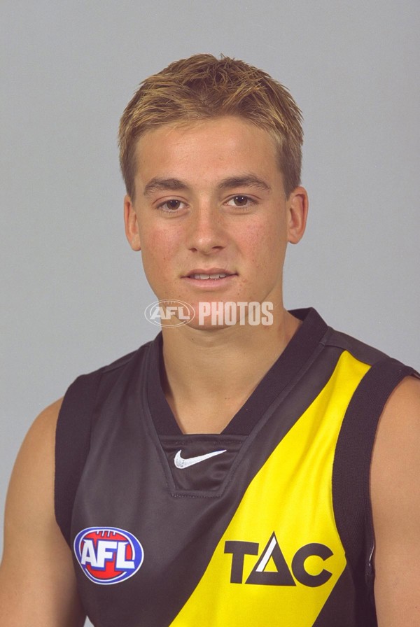 AFL 2001 Media - Richmond Team Portraits - 166926