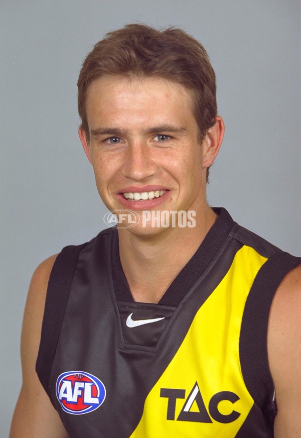 AFL 2001 Media - Richmond Team Portraits - 166929