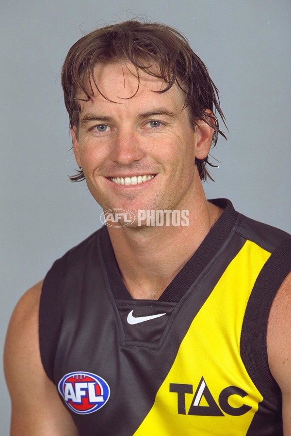 AFL 2001 Media - Richmond Team Portraits - 166952