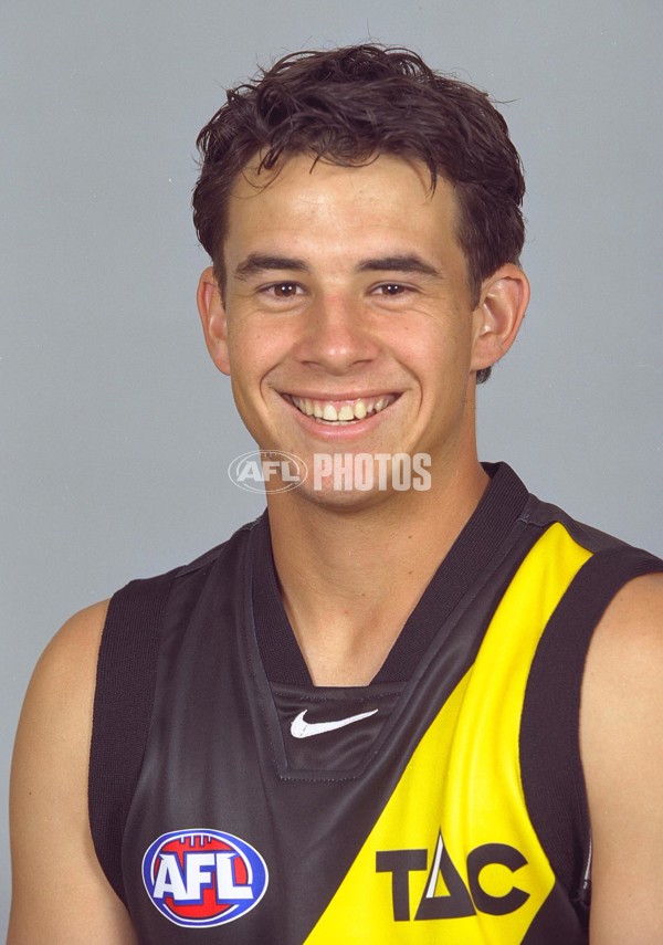 AFL 2001 Media - Richmond Team Portraits - 166945