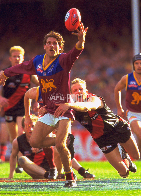 AFL 2001 Grand Final - Essendon v Brisbane - 28219