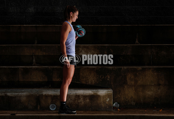 AFLW 2020 Training - Alicia Eva and Lou Stephenson Iso Training - 748011