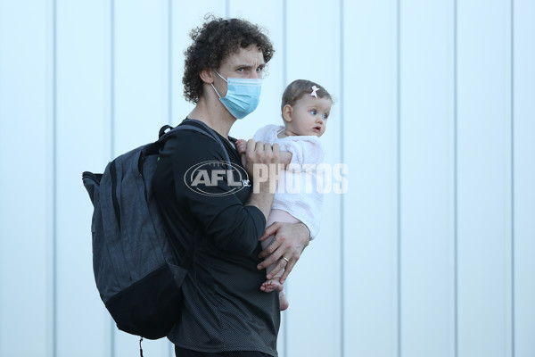 AFL 2020 Media - Geelong and Collingwood Arrive in Perth - 787903