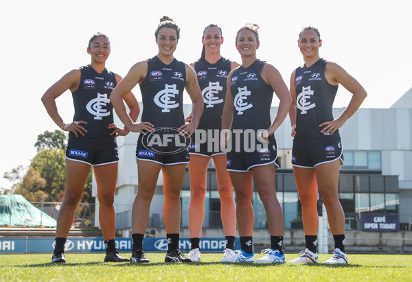 AFLW 2021 Media - Carlton Team Photo Day - 801044