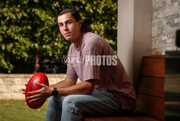 AFL 2021 Portraits - Josh Sinn - 827878