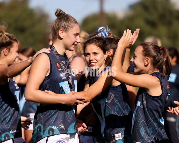 AFLW 2022 U18 Girls Championships - Vic Metro v South Australia - 937636