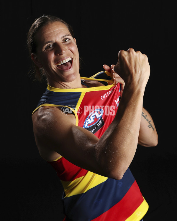 AFLW 2022 Portraits - Adelaide Crows - 900308