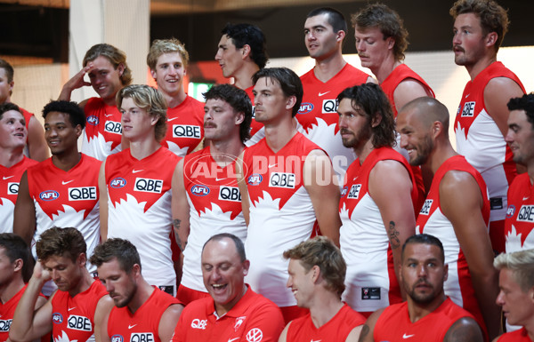 AFL 2023 Media - Sydney Team Photo Day - 1027509
