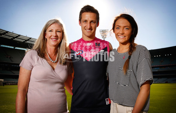 AFL 2014 Media - BCNA Field of Women Breakfast - 319481