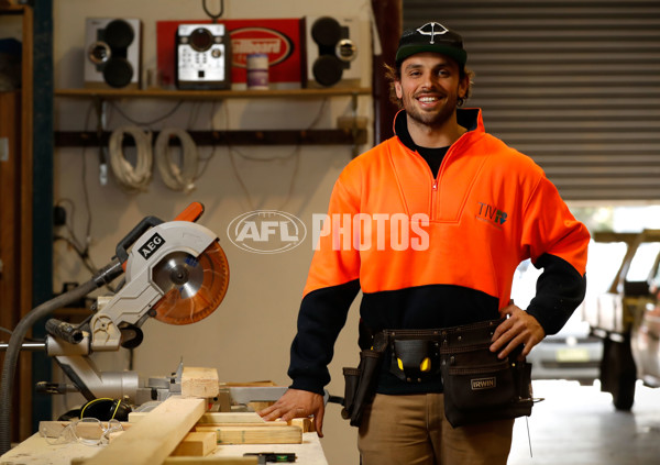 AFL 2016 Portraits - Sam Lloyd - 474705