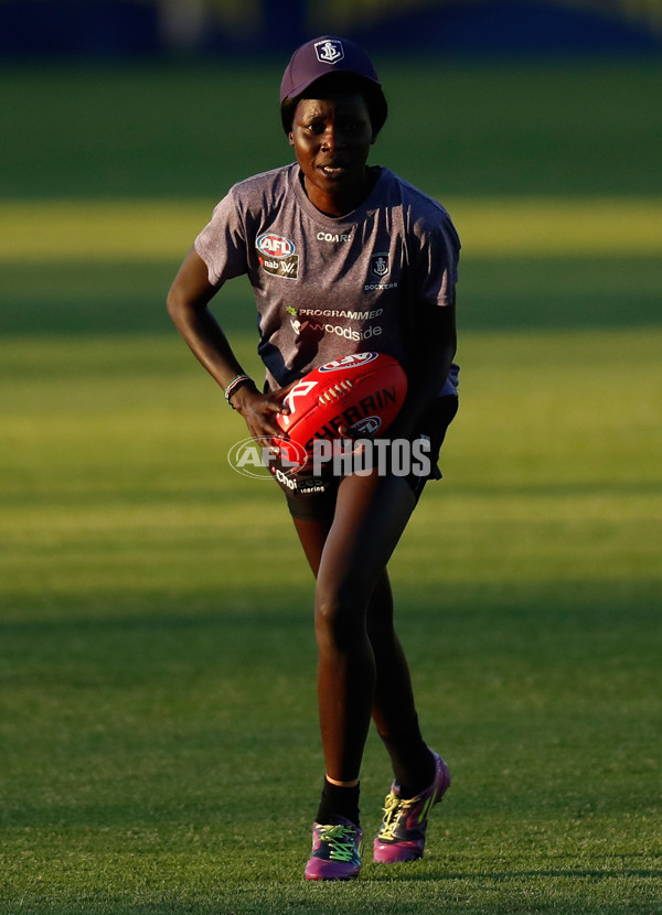 AFL 2016 Training - Fremantle Womens 131216 - 481504