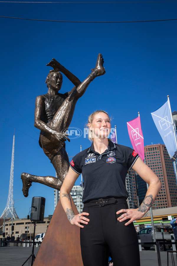 AFLW 2019 Media - Tayla Harris Statue Unveiling 110919 - 714111