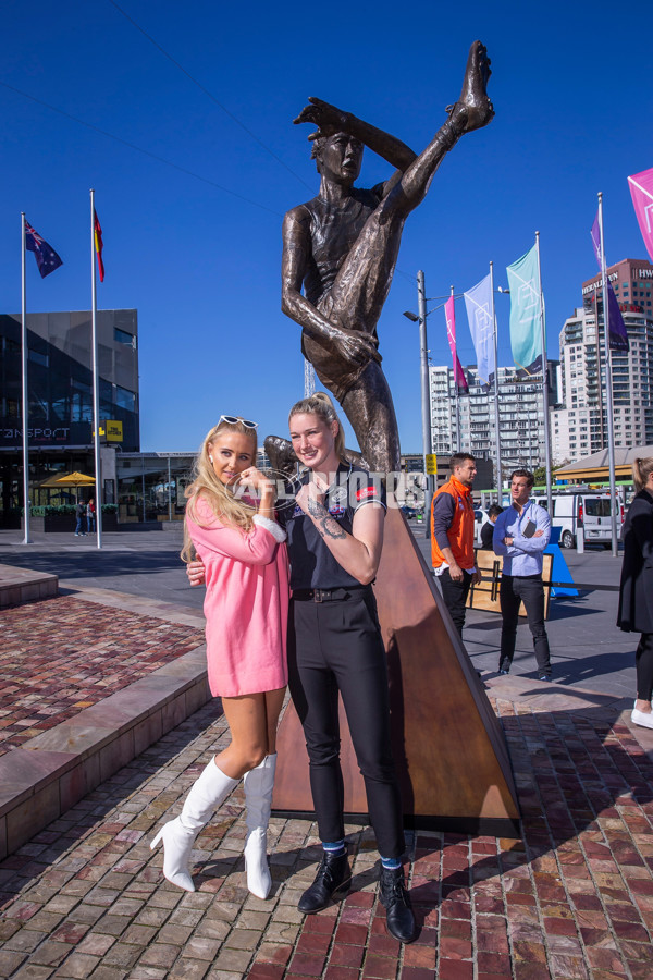 AFLW 2019 Media - Tayla Harris Statue Unveiling 110919 - 714104
