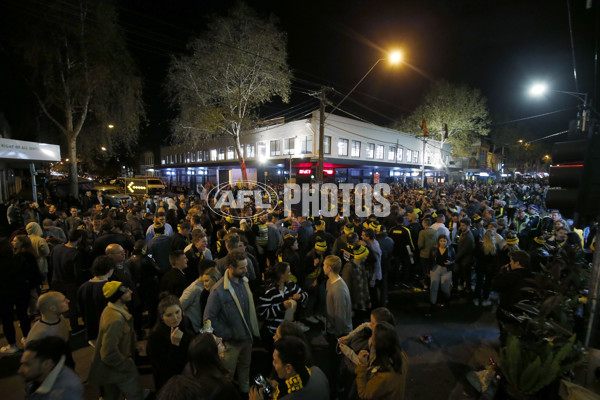 AFL 2019 Media - Tigers Fans Celebrate in Richmond - 721539