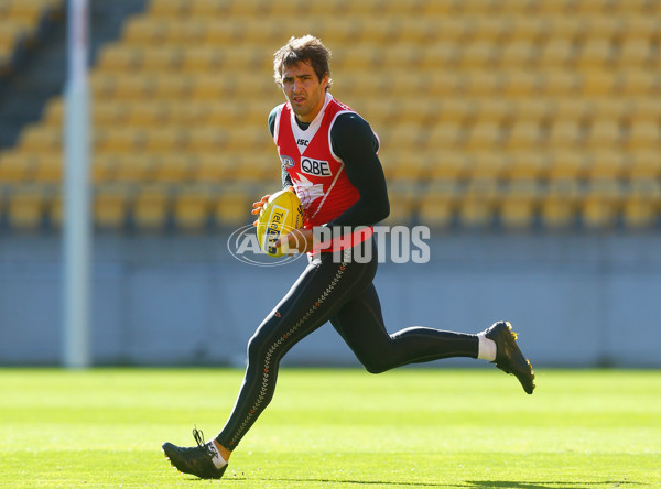 AFL 2013 Training - Sydney Swans 230413 - 284230