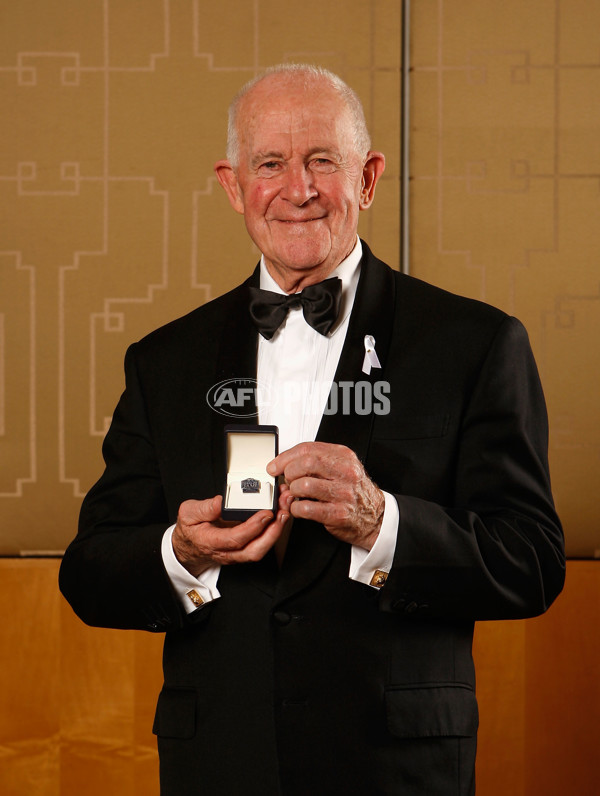 AFL 2011 Media - Hall of Fame Dinner - 233123