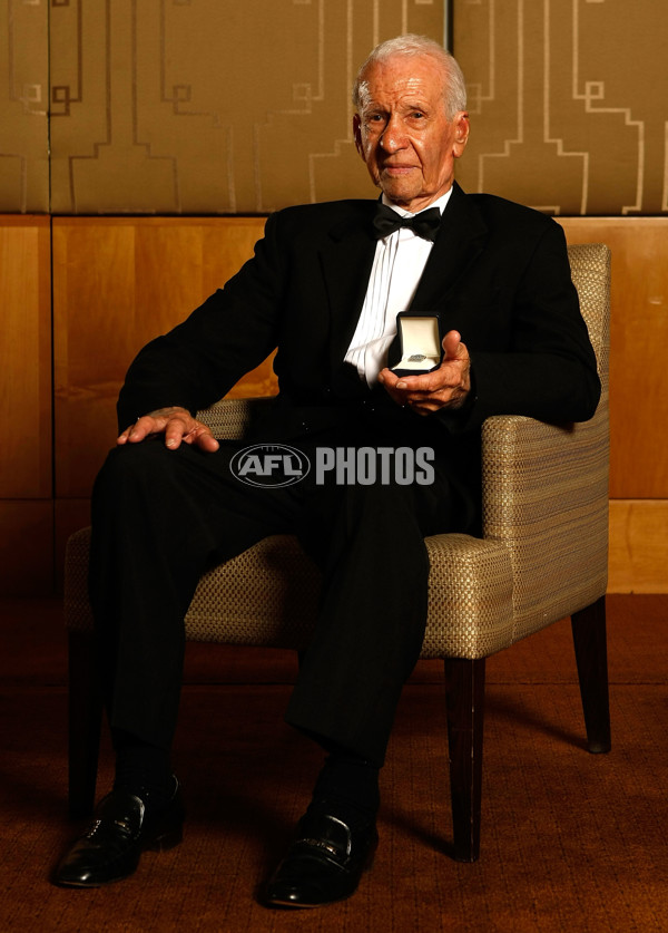 AFL 2010 Media - Hall of Fame Dinner - 209324
