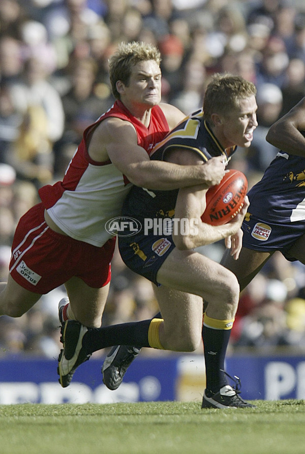 AFL 2004 Rd 8 - West Coast v Sydney Swans - 116699