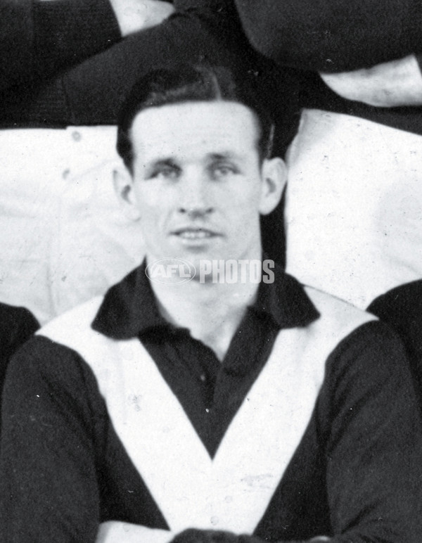 The Brownlow Book - Historic Images - 221061