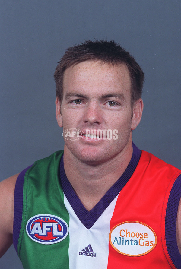 AFL 2000 Media - Fremantle Team Portraits - 163862