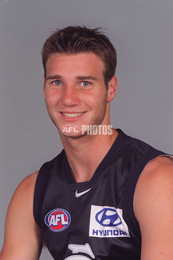 AFL 2000 Media - Carlton Team Portraits - 164169