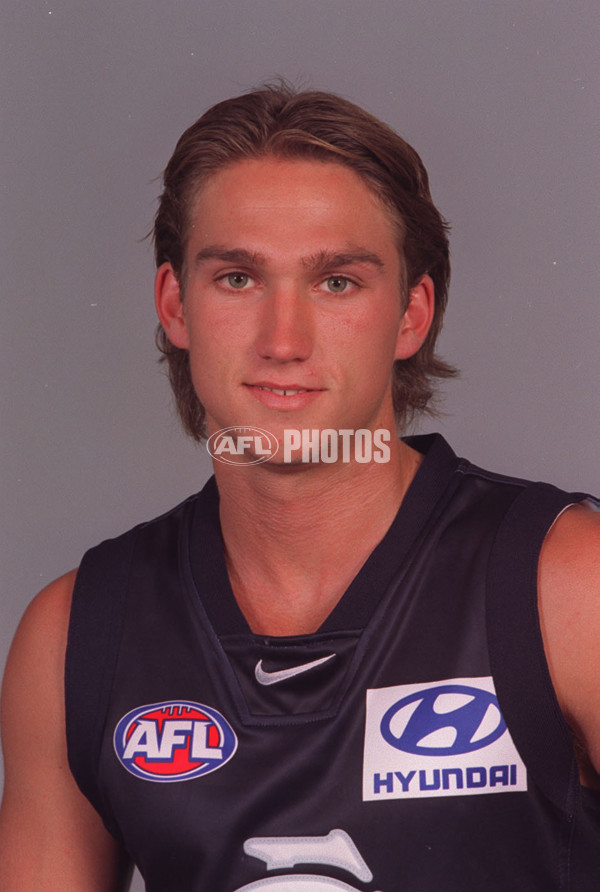 AFL 2000 Media - Carlton Team Portraits - 164157