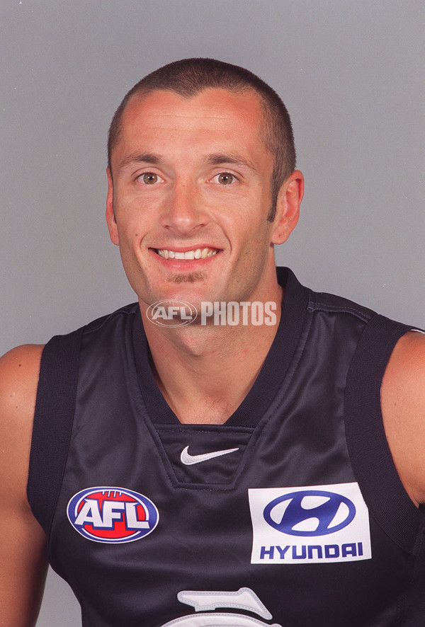 AFL 2000 Media - Carlton Team Portraits - 164185