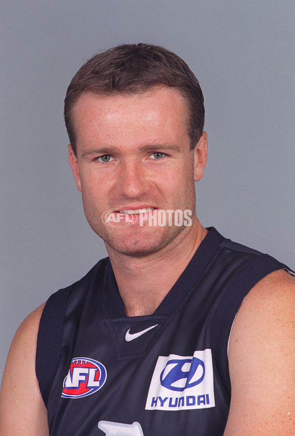 AFL 2000 Media - Carlton Team Portraits - 164155