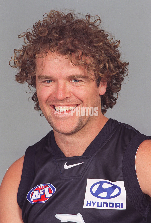 AFL 2000 Media - Carlton Team Portraits - 164161