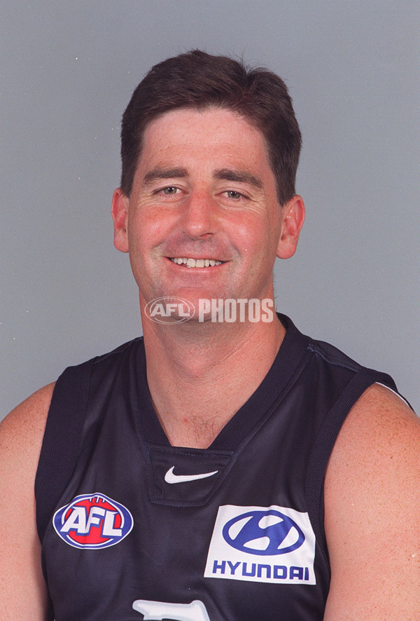 AFL 2000 Media - Carlton Team Portraits - 164183