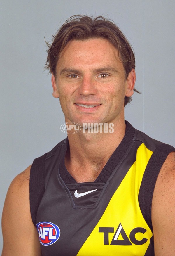 AFL 2001 Media - Richmond Team Portraits - 166927