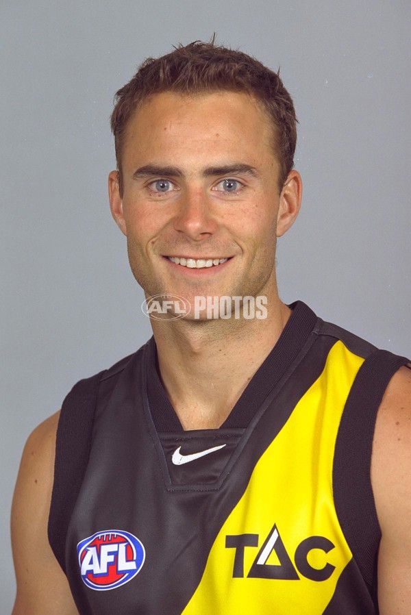 AFL 2001 Media - Richmond Team Portraits - 166955