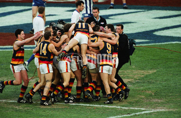 1998 AFL Grand Final - Adelaide v North Melbourne - 20987
