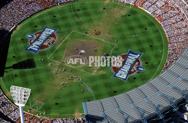 1998 AFL Grand Final - Adelaide v North Melbourne - 21007