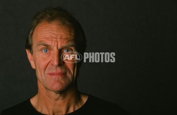 AFL 2001 - Graham Cornes - 24463