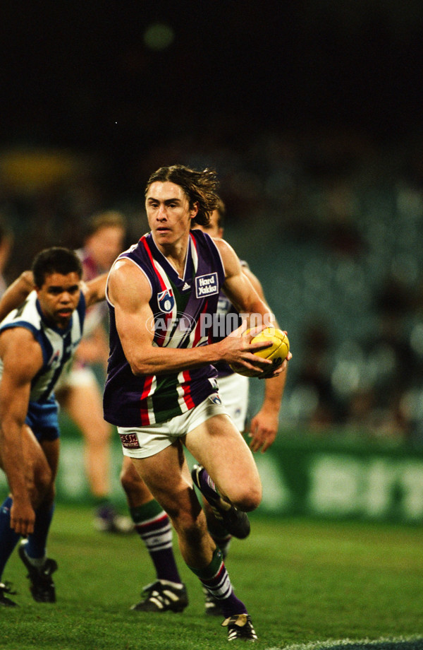 AFL 1998 Round 20 - North Melbourne v Fremantle - 25407