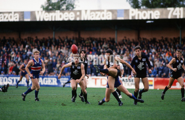 VFL 1980's - Footscray v Carlton - 26752