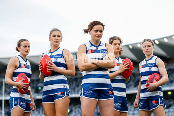 AFLW 2023 Media - Geelong Team Photo Day - A-41904217