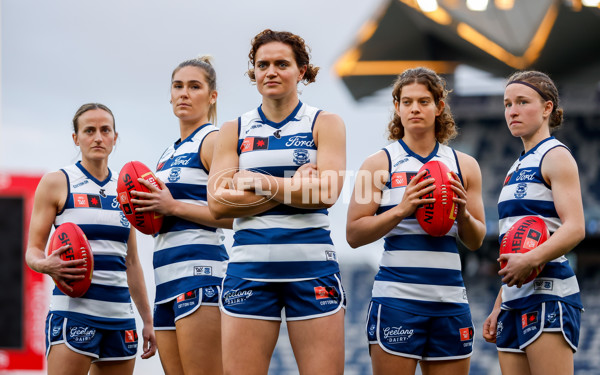 AFLW 2023 Media - Geelong Team Photo Day - A-41904224