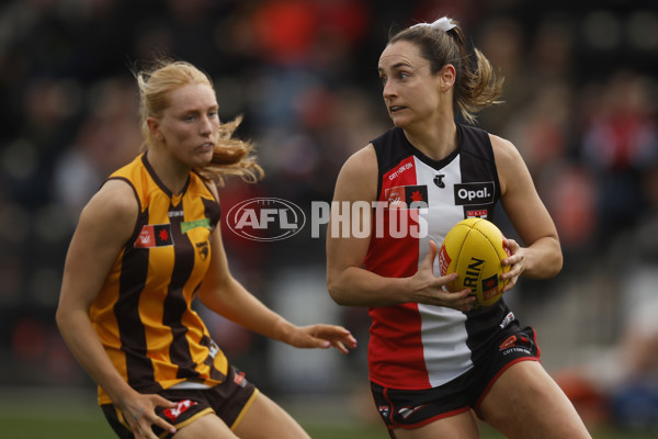 Photographers Choice - AFLW 2023 Round 06 - A-43662977
